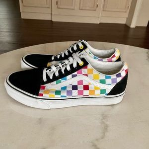 8.5 Rainbow Checkered Vans New